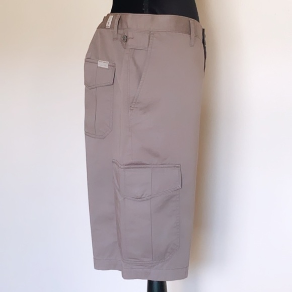 7 for all Mankind Cargo Pants - Picture 4 of 10